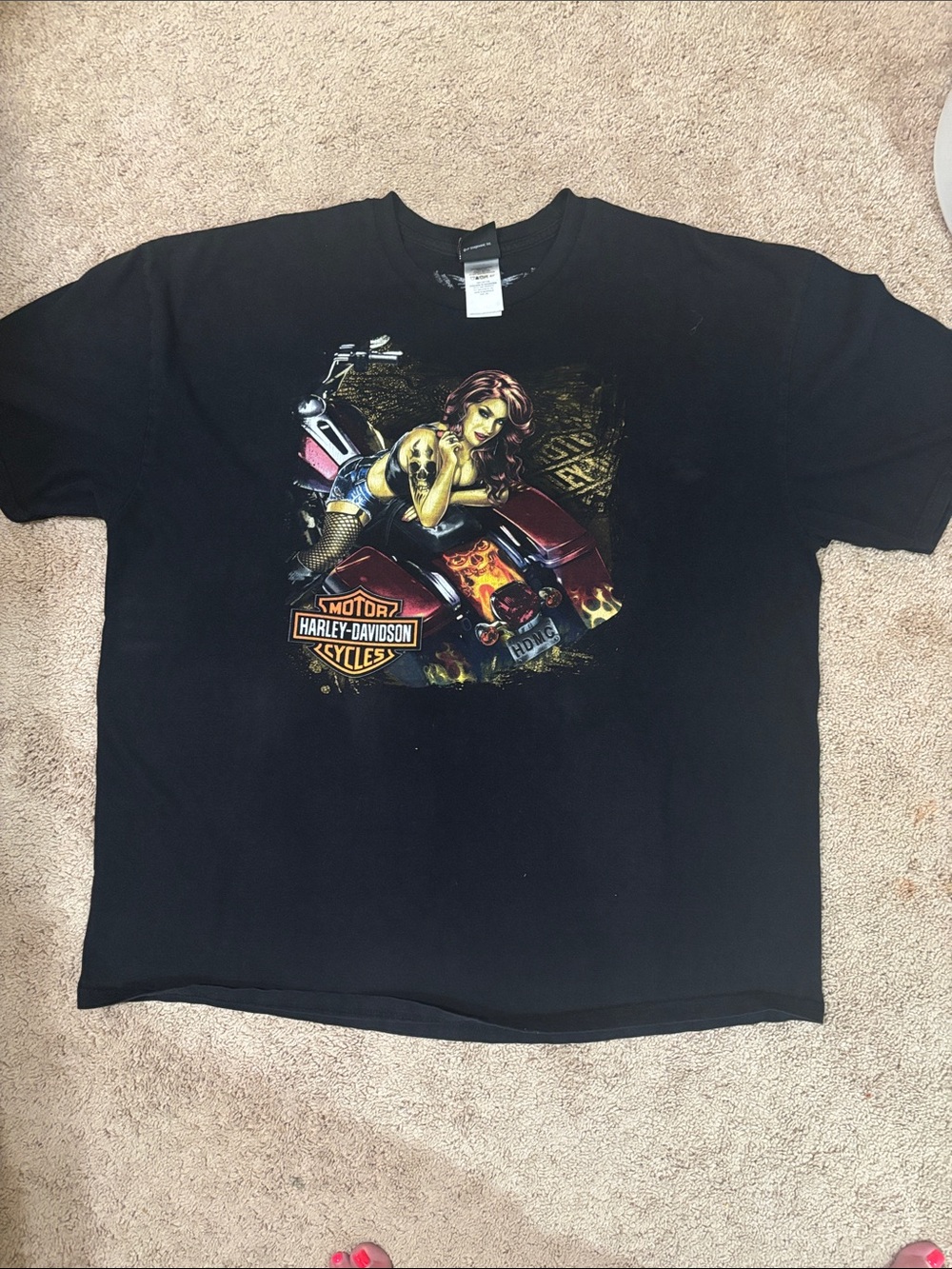 Harley-Davidson Black Short Sleeve Tee with Pinup Motorcycle Graphic